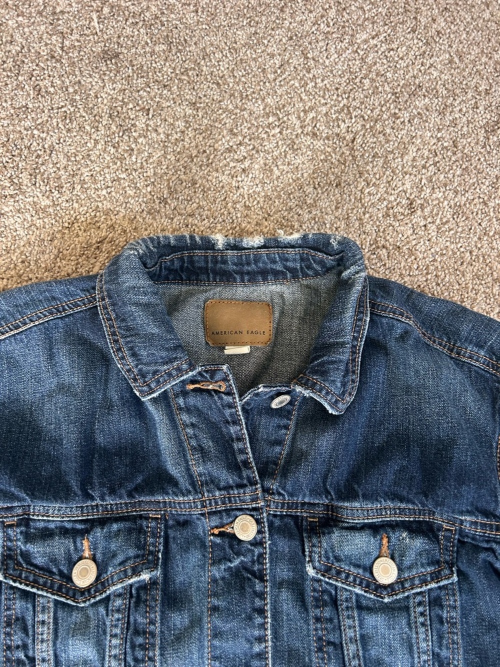 American Eagle 100% Cotton Distressed Jean Denim Jacket. Soft. Classic. SZ M - Picture 2 of 9